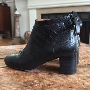 Sezane 39 Black Low Pamela Bow Booties Shoes Embossed Croc